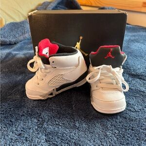 Jordan Retro Sneakers